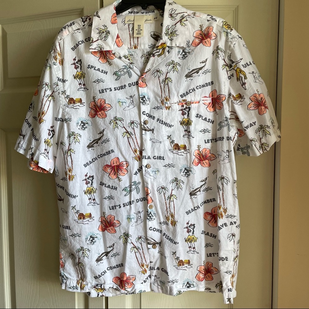 Men’s H&M Hawaiian Short Sleeved Button Up - M